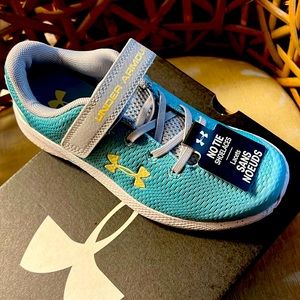 New Under Armour UA PS Pursuit 2 AC Girls Sneakers 1.5 Y NWB